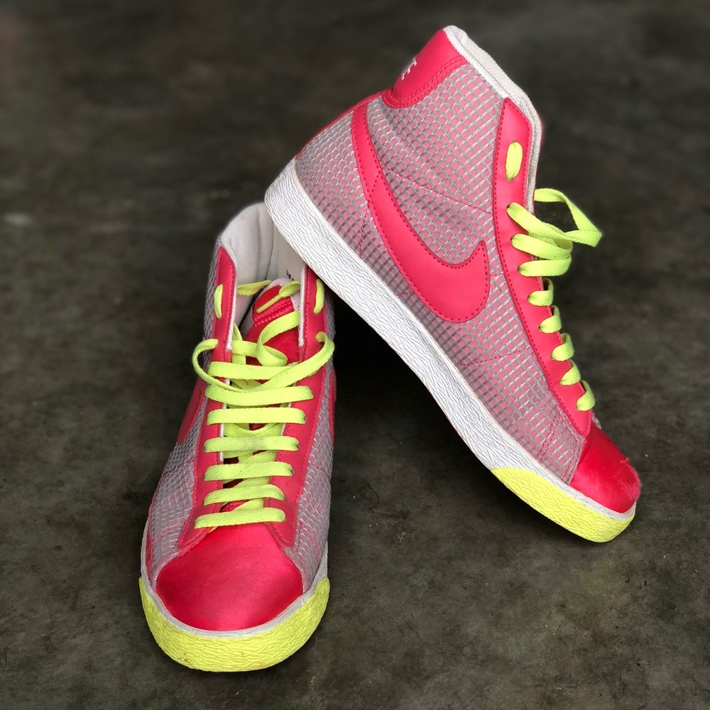 Rare Old school Nike Blazers